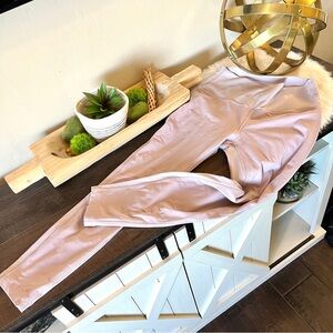 Lululemon High Rise Align Leggings Lilac Size 8 double lined #497